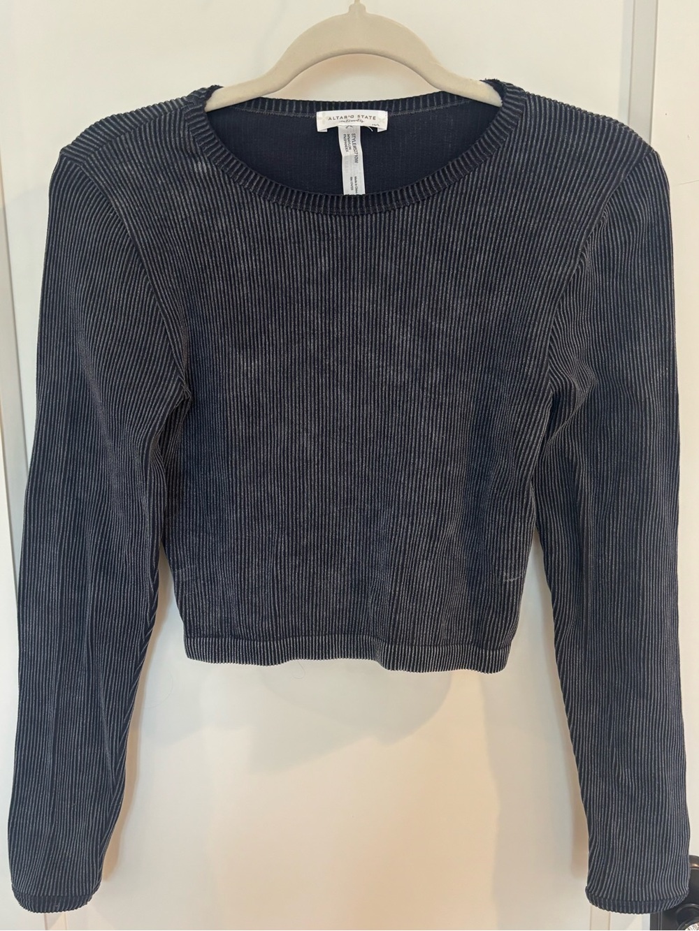 Altar’d State Ribbed Long-Sleeve Crop Top - Size M/L